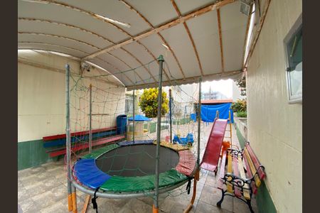 Apartamento para alugar com 39m², 2 quartos e sem vaga Apartamento para alugar com 39m², 2 quartos e sem vagaÁrea comum - Playground