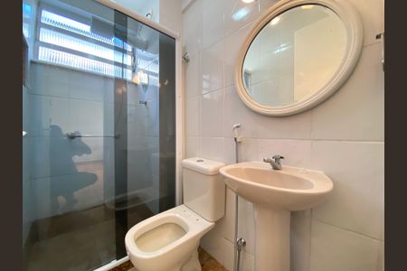 Apartamento para alugar com 39m², 2 quartos e sem vaga Apartamento para alugar com 39m², 2 quartos e sem vagaBanheiro