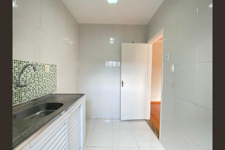 Apartamento para alugar com 39m², 2 quartos e sem vaga Apartamento para alugar com 39m², 2 quartos e sem vagaCozinha e Área de Serviço