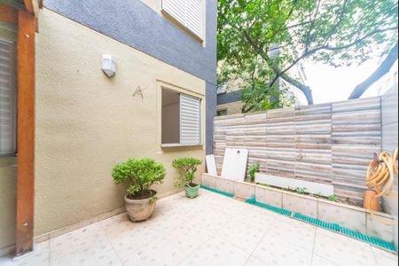 Apartamento à venda com 72m², 2 quartos e 1 vagaÁrea de Serviço e Quintal 