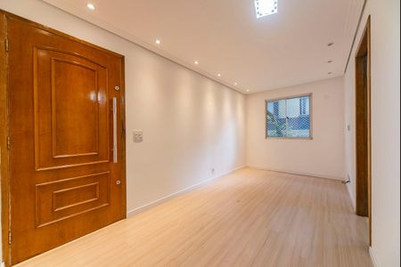 Apartamento à venda com 72m², 2 quartos e 1 vagaSala