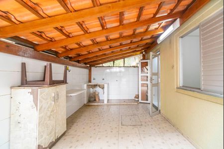 Apartamento à venda com 72m², 2 quartos e 1 vagaÁrea de Serviço e Quintal 