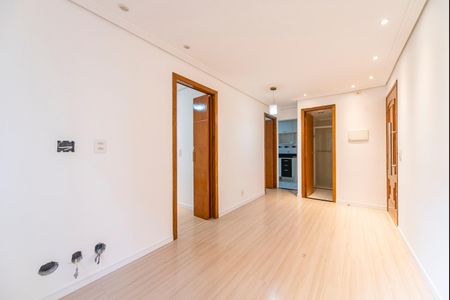 Apartamento à venda com 72m², 2 quartos e 1 vagaSala