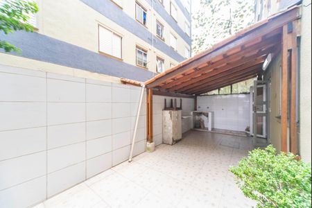 Apartamento à venda com 72m², 2 quartos e 1 vagaÁrea de Serviço e Quintal 