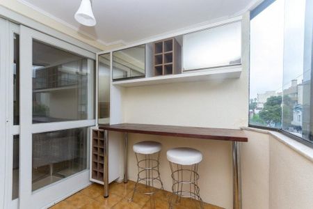 Apartamento para alugar com 105m², 3 quartos e 1 vaga Apartamento para alugar com 105m², 3 quartos e 1 vagaVaranda