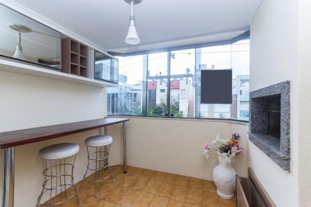 Apartamento para alugar com 105m², 3 quartos e 1 vaga Apartamento para alugar com 105m², 3 quartos e 1 vagaVaranda