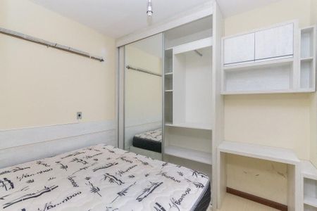 Quarto 2 de apartamento para alugar com 3 quartos, 105m² em Floresta, Porto Alegre