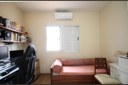 Casa à venda com 175m², 5 quartos e 4 vagas