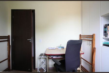 Casa à venda com 175m², 5 quartos e 4 vagas