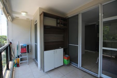 Varanda de apartamento para alugar com 2 quartos, 70m² em Barra Olímpica, Rio de Janeiro