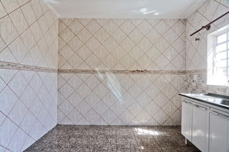 Casa para alugar com 120m², 1 quarto e 2 vagas