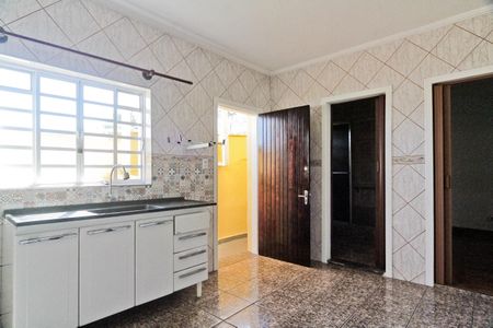 Casa para alugar com 120m², 1 quarto e 2 vagas