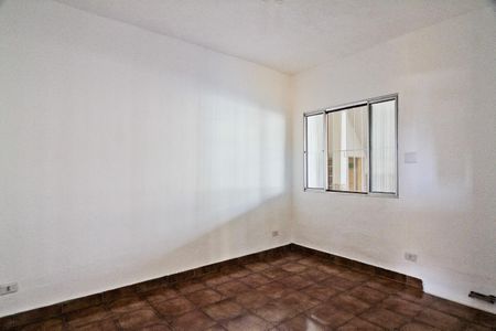 Casa para alugar com 1 quarto, 120m² em Vila Santa Edwiges, São Paulo