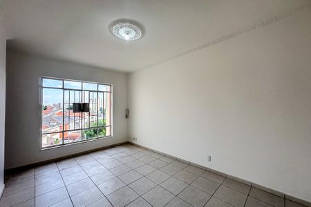 Apartamento para alugar com 70m², 2 quartos e sem vaga Apartamento para alugar com 70m², 2 quartos e sem vagaSala