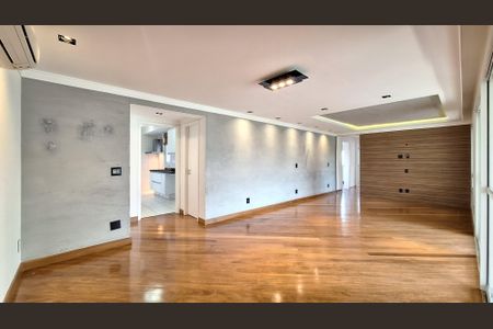 Sala de apartamento à venda com 3 quartos, 128m² em Água Branca, São Paulo