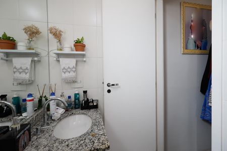 Apartamento à venda com 82m², 3 quartos e 1 vagaBanheiro Social 