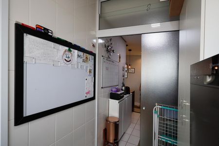 Apartamento à venda com 82m², 3 quartos e 1 vagaÁrea de Serviço