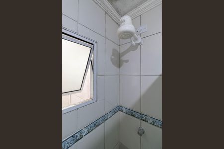 Casa de condomínio para alugar com 64m², 2 quartos e 1 vaga Casa de condomínio para alugar com 64m², 2 quartos e 1 vagaBanheiro