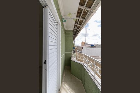 Casa de condomínio para alugar com 64m², 2 quartos e 1 vaga Casa de condomínio para alugar com 64m², 2 quartos e 1 vagaVaranda Quarto 2