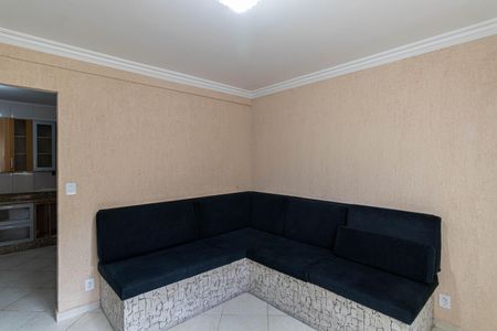 Sala de casa de condomínio para alugar com 2 quartos, 64m² em Itaquera, São Paulo