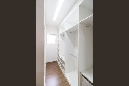 Apartamento para alugar com 139m², 3 quartos e 2 vagasCloset da suíte