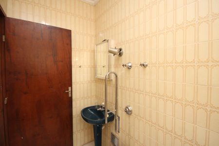 Casa para alugar com 160m², 4 quartos e 2 vagasBanheiro 3 