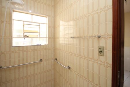 Casa para alugar com 160m², 4 quartos e 2 vagasBanheiro 3 