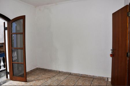 Casa para alugar com 60m², 2 quartos e sem vagaDetalhe - Quarto 01 com Varanda