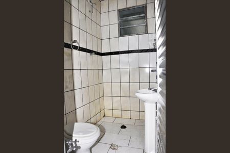 Casa para alugar com 60m², 2 quartos e sem vagaDetalhe - Banheiro Social