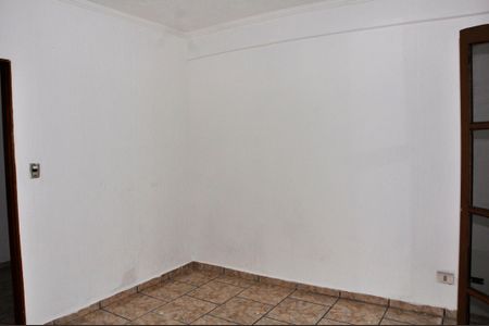 Casa para alugar com 60m², 2 quartos e sem vagaDetalhe - Quarto 01 com Varanda