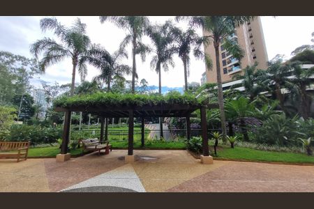 Apartamento para alugar com 160m², 3 quartos e 3 vagas