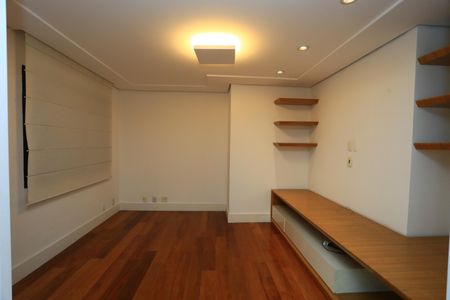 Apartamento para alugar com 3 quartos, 160m² em Jardim Morumbi, São Paulo
