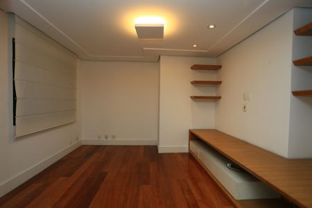 Apartamento para alugar com 160m², 3 quartos e 3 vagas