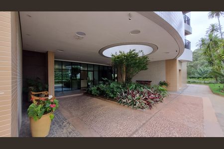 Apartamento para alugar com 160m², 3 quartos e 3 vagas