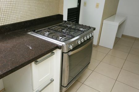 Apartamento para alugar com 160m², 3 quartos e 3 vagas