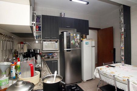 Apartamento à venda com 102m², 3 quartos e sem vagaCozinha