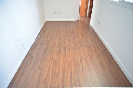 Sala de apartamento à venda com 2 quartos, 40m² em Vila Junqueira, Santo André