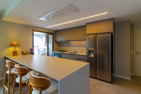 Apartamento à venda com 136m², 3 quartos e 2 vagasCozinha