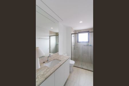 Apartamento à venda com 136m², 3 quartos e 2 vagasBanheiro Suíte 1