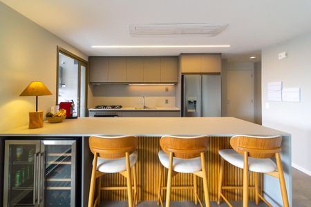 Apartamento à venda com 136m², 3 quartos e 2 vagasCozinha