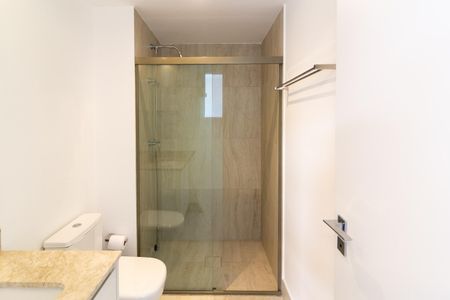 Apartamento à venda com 136m², 3 quartos e 2 vagasBanheiro Suíte 2