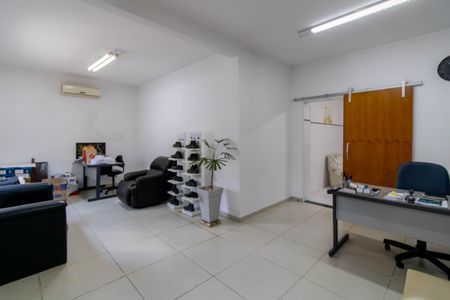Sala de casa à venda com 4 quartos, 235m² em Vila Augusta, Guarulhos