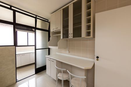 Apartamento para alugar com 80m², 3 quartos e 2 vagas Apartamento para alugar com 80m², 3 quartos e 2 vagasCozinha