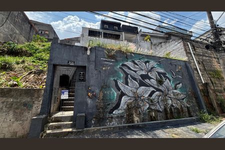 Casa para alugar com 55m², 2 quartos e sem vagaFachada