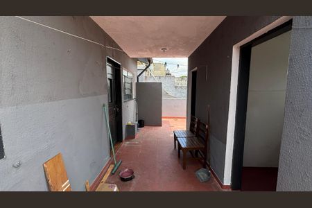 Casa para alugar com 55m², 2 quartos e sem vagaQuintal