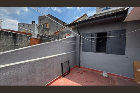 Casa para alugar com 55m², 2 quartos e sem vagaQuintal