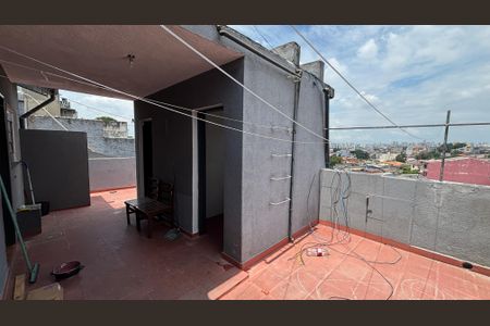 Casa para alugar com 55m², 2 quartos e sem vagaQuintal