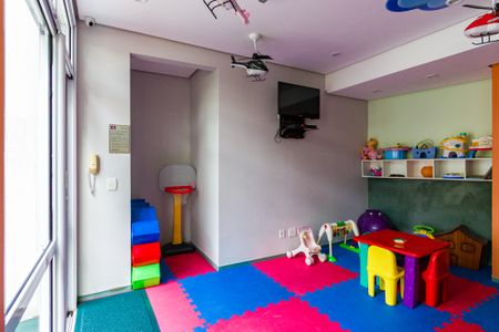 Apartamento para alugar com 108m², 2 quartos e 2 vagas