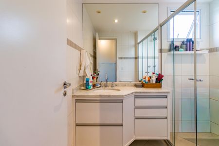 Apartamento para alugar com 108m², 2 quartos e 2 vagas