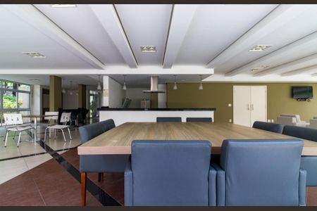 Apartamento para alugar com 108m², 2 quartos e 2 vagas